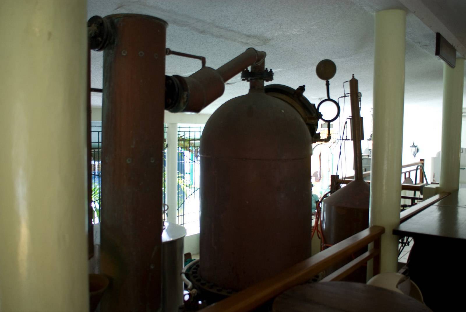 The copper still used to distill genuine Curaçao liqueur at Landhuis Chobolobo